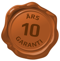 Brunt vokssegl med teksten «10 års garanti».